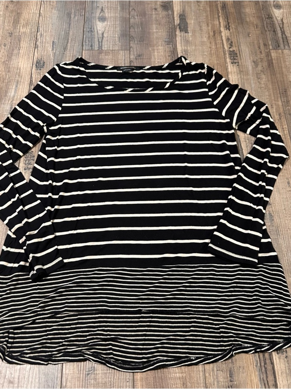BCBGMAXAZRIA Shirt Womens Large Black White Striped Long Sleeve‎ Tunic Top Knit
